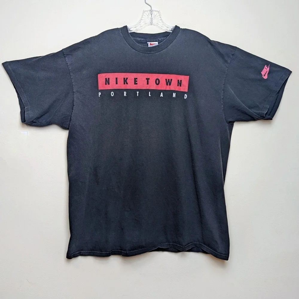 Vintage‎ 90s Nike Town Store Portland Oregon Spellout Single Stitch Shirt XL